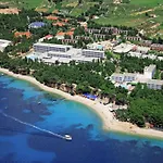 3-person In Starigrad Paklenica