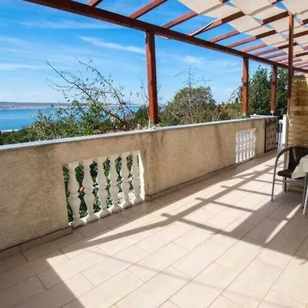 Zrinka In With Terrace And Seaview Starigrad Paklenica