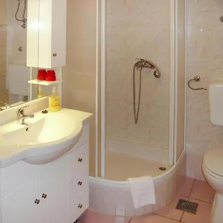 3-person In Apartman *
