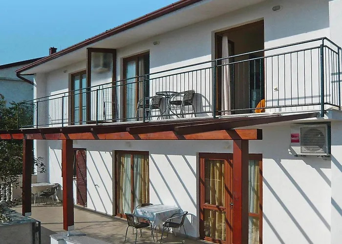 Apartamento 3-person In Starigrad Paklenica